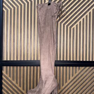 Elegant Over-the-Knee Boots in Taupe